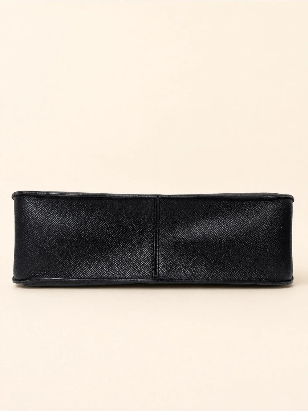 Bally Vintage Black Leather Shoulder Bag Gold Hardware Crossbody - Picture 5 of 10